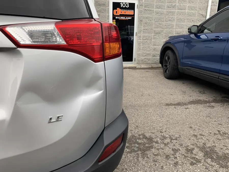 Avant - Débosselage sans peinture sur une Toyota